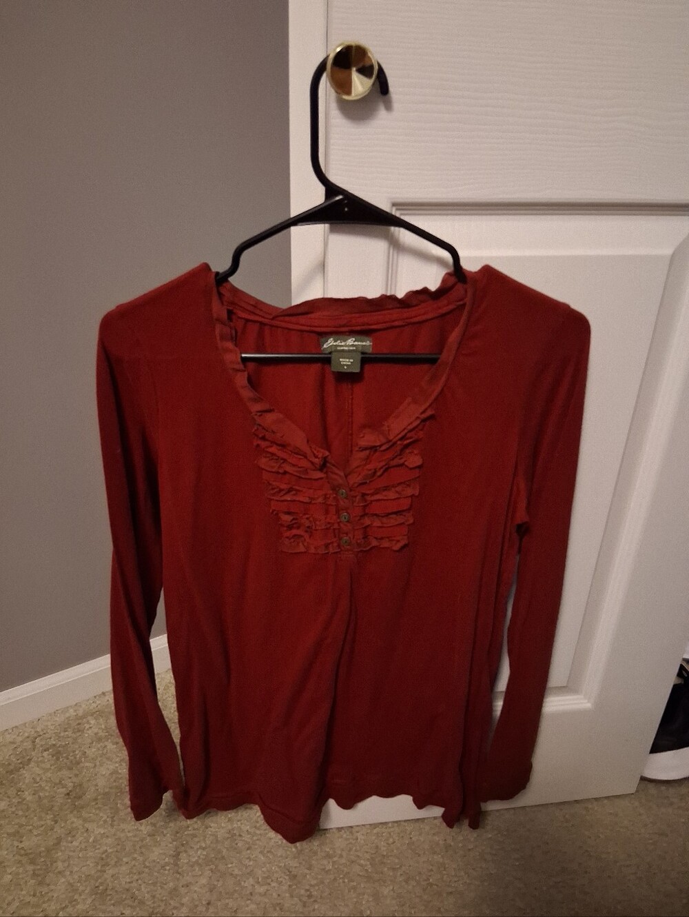 Women's Eddie Bauer long sleeve shirt